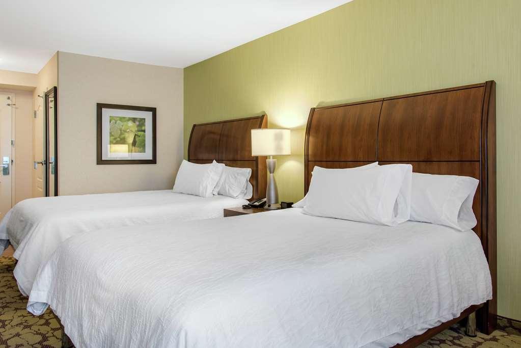 Hilton Garden Inn Portland Airport Δωμάτιο φωτογραφία